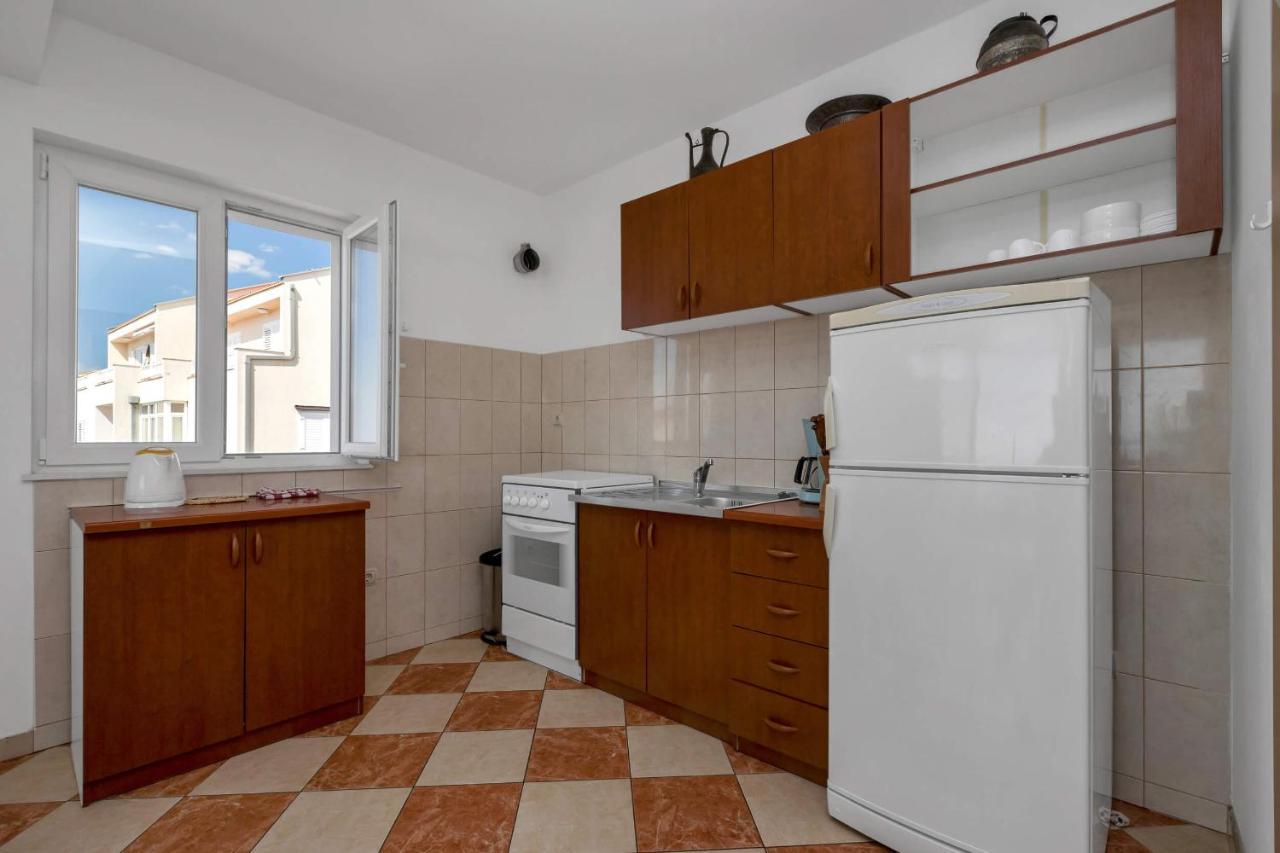 Apartments Vele Макарска Екстериор снимка