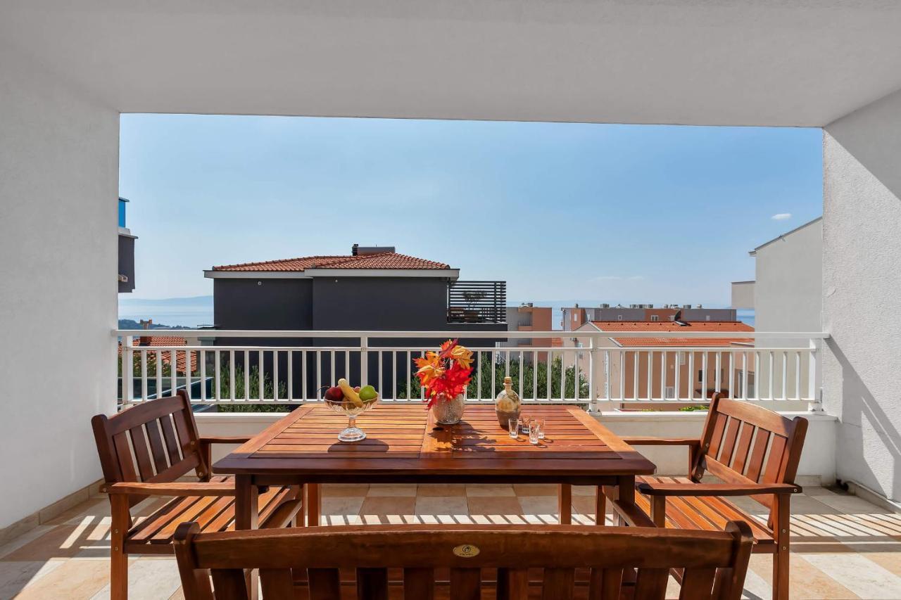 Apartments Vele Макарска Екстериор снимка