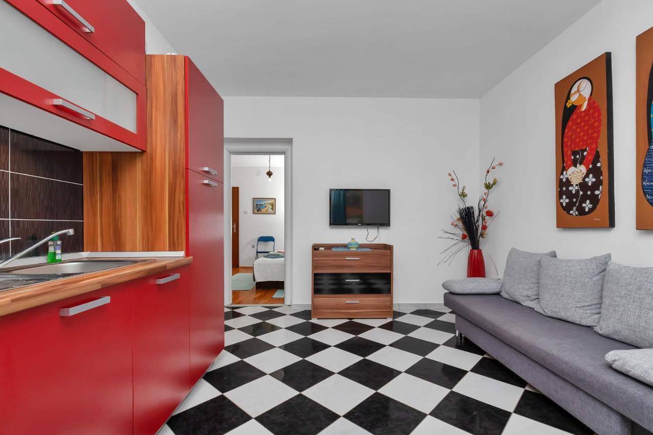 Apartments Vele Макарска Екстериор снимка